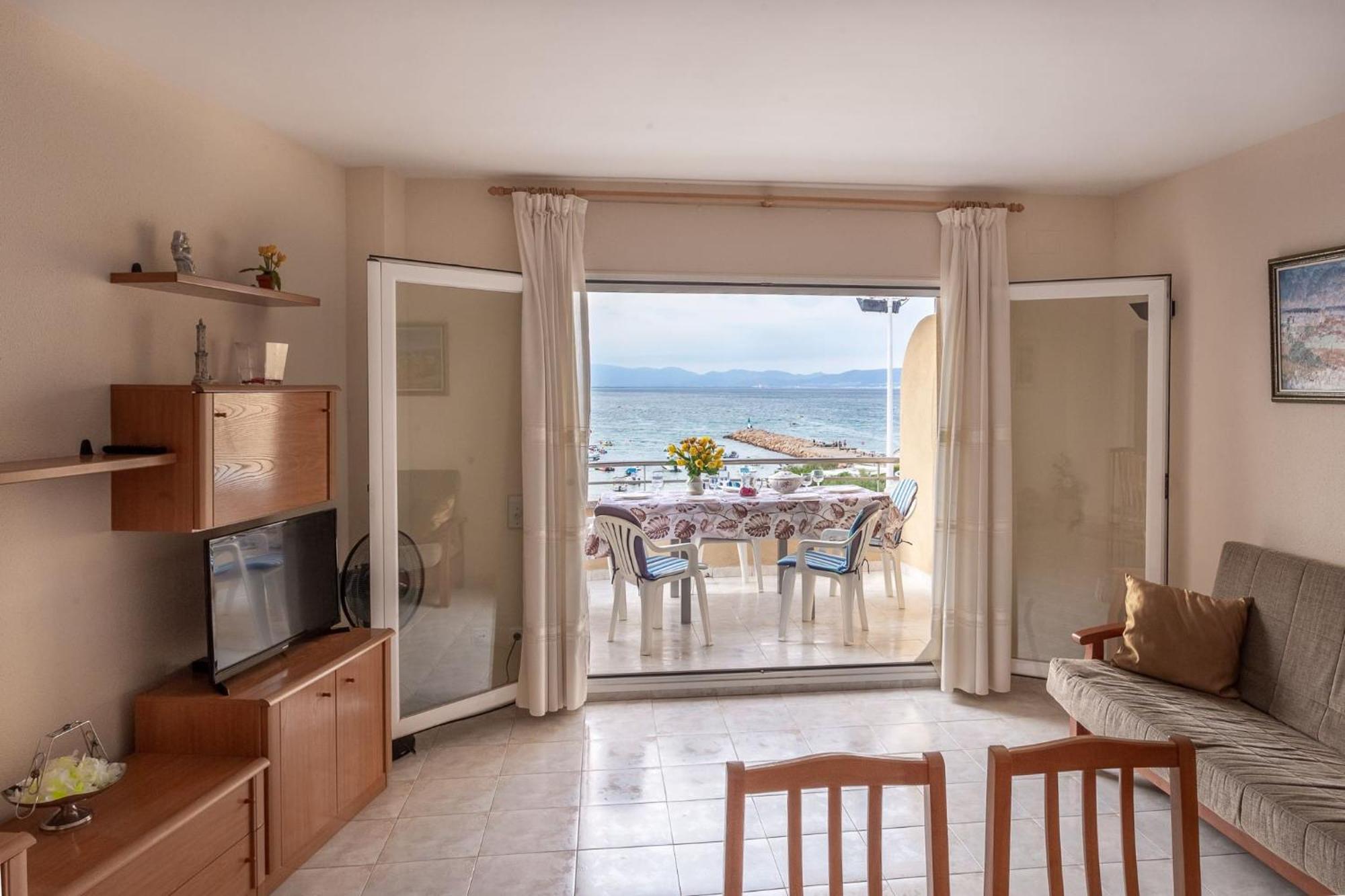 Passeig Del Mar Apartment L' Escala Екстериор снимка